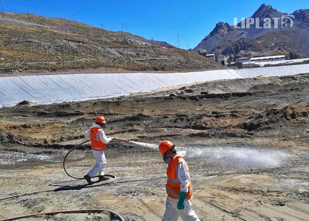 Mitigación de polvo en depósito de relave – LIPLATA PERU